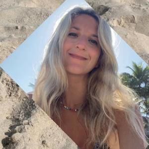 Meet your Posher, Marina